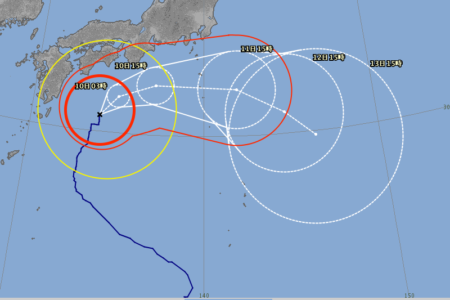 明日10日・明後日11日、　台風14号接近の為出船中止となります。